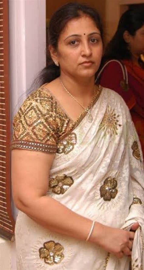 aunty indian sexy|Indian Aunties Photos, Download The BEST Free Indian Aunties。